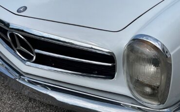 Mercedes-Benz-SL-Class-1971-Convertible-18