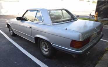 Mercedes-Benz-SL-Class-1971-Convertible-5