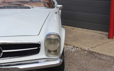 Mercedes-Benz-SL-Class-1971-Convertible-9