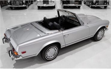 Mercedes-Benz-SL-Class-1971-Roadster-10