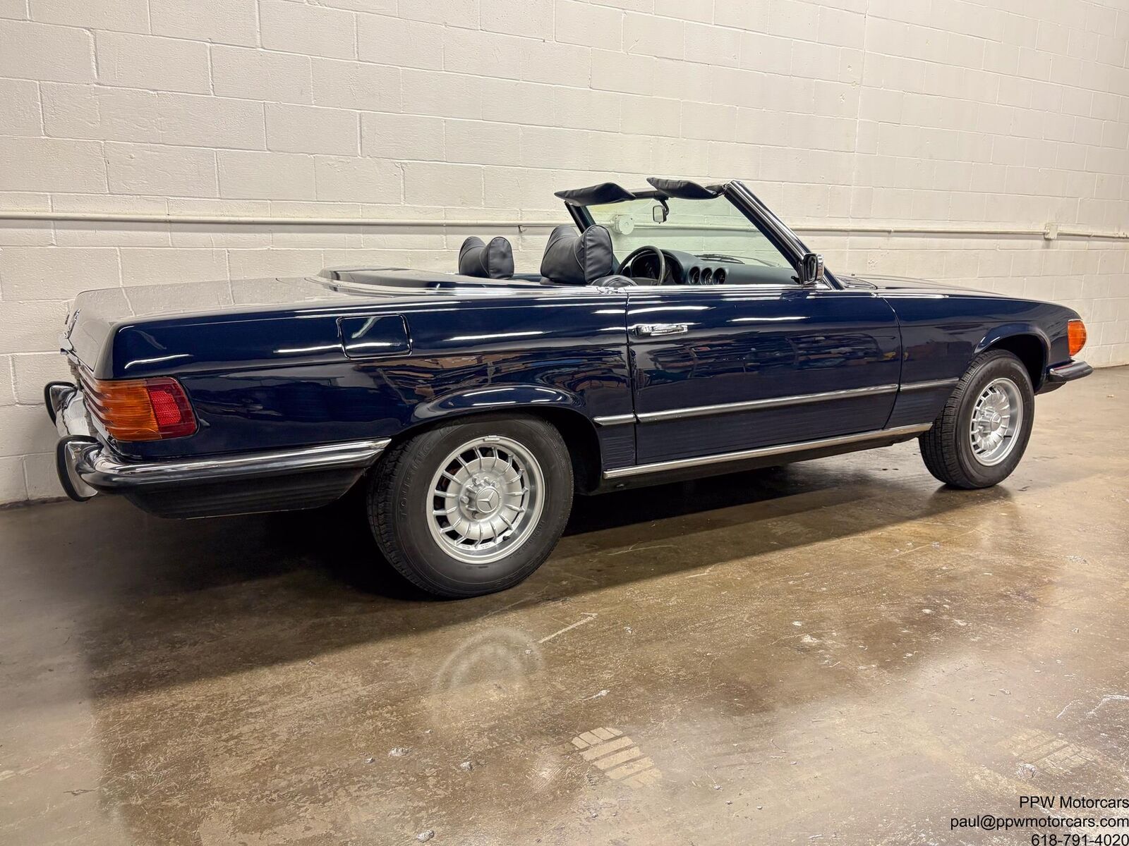 Mercedes-Benz-SL-Class-1973-Convertible-20