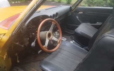 Mercedes-Benz-SL-Class-1975-Convertible-11