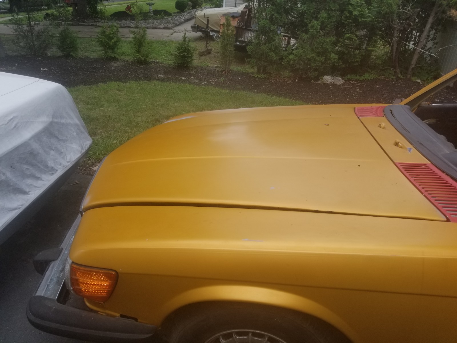 Mercedes-Benz-SL-Class-1975-Convertible-17