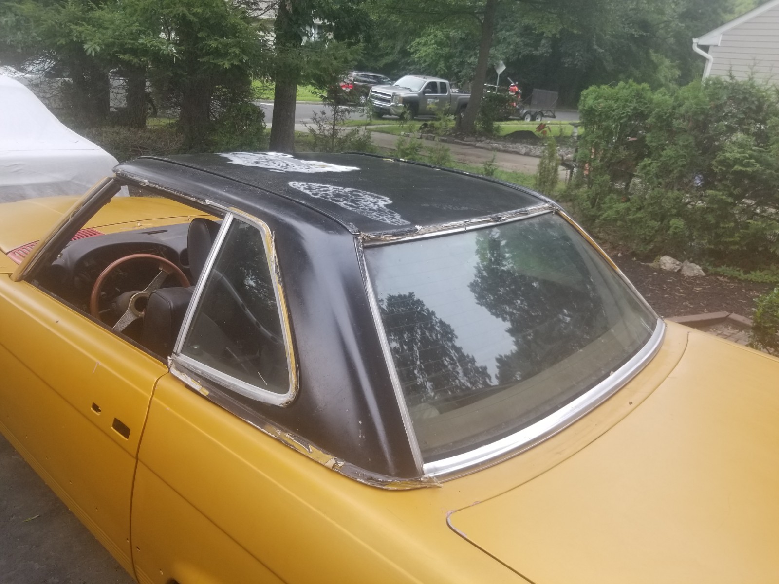 Mercedes-Benz-SL-Class-1975-Convertible-2