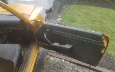 Mercedes-Benz-SL-Class-1975-Convertible-21