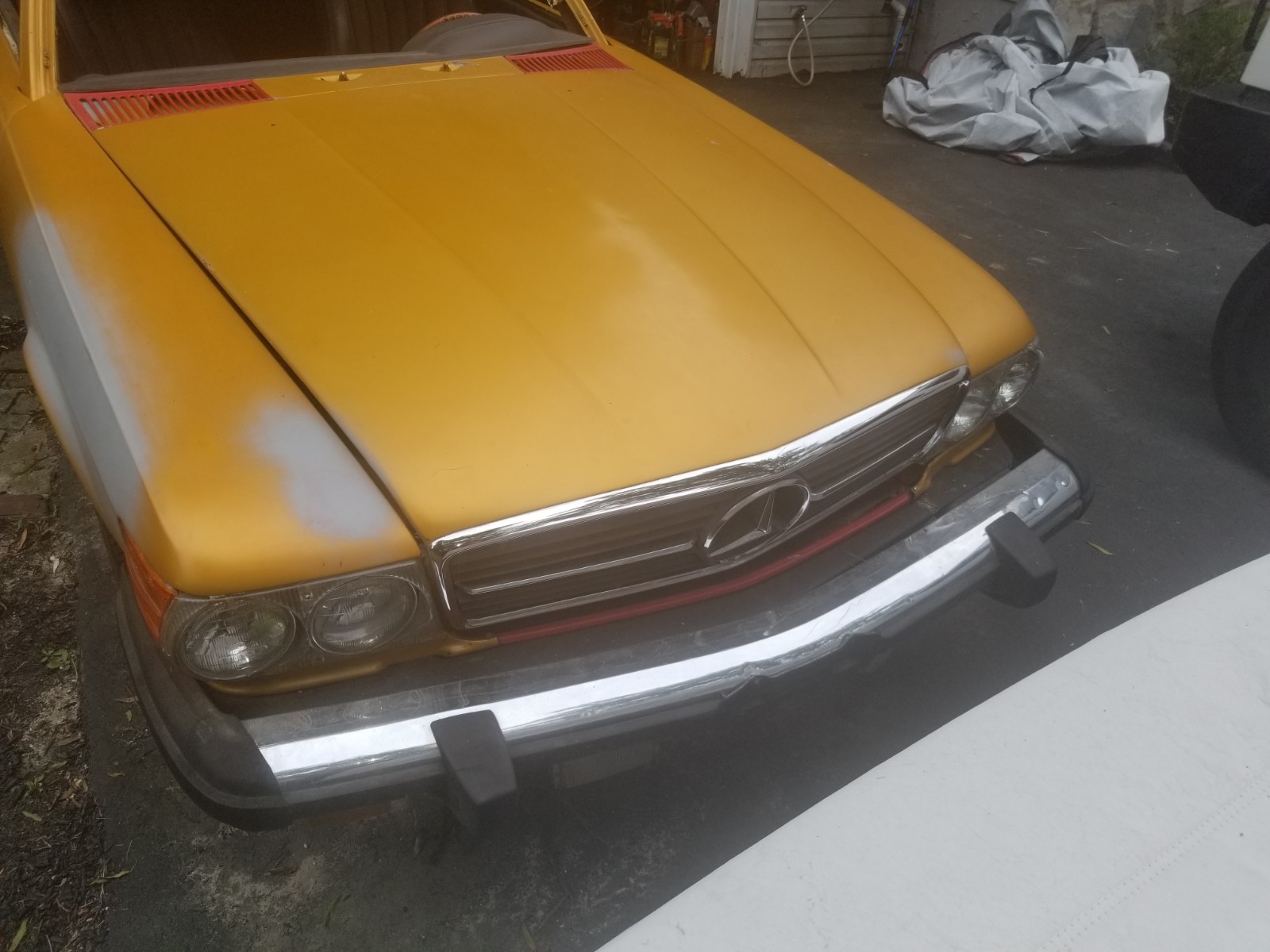 Mercedes-Benz-SL-Class-1975-Convertible-22