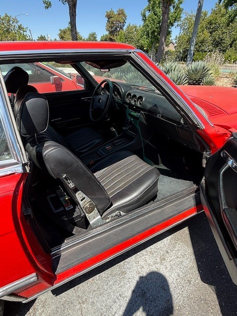 Mercedes-Benz-SL-Class-1977-Convertible-16