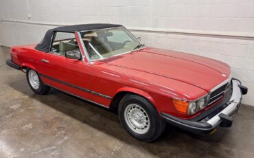 Mercedes-Benz-SL-Class-1977-Convertible-31