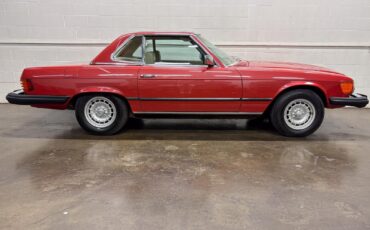 Mercedes-Benz-SL-Class-1977-Convertible-33