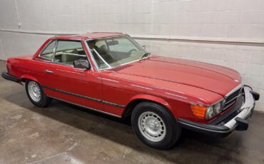 Mercedes-Benz-SL-Class-1977-Convertible-37