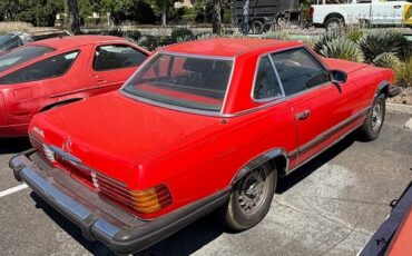Mercedes-Benz-SL-Class-1977-Convertible-6