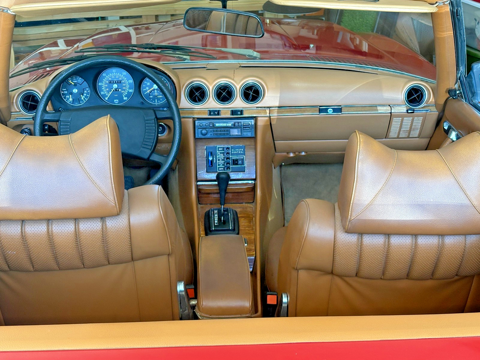 Mercedes-Benz-SL-Class-1978-Convertible-5