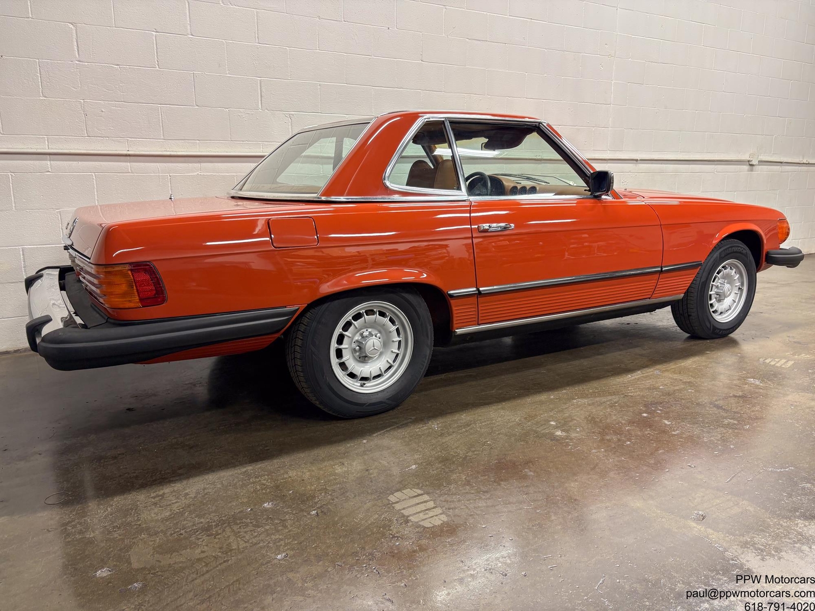 Mercedes-Benz-SL-Class-1979-Convertible-39