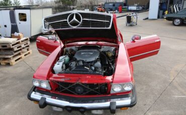 Mercedes-Benz-SL-Class-1981-Convertible-26
