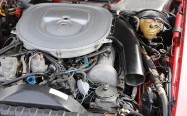 Mercedes-Benz-SL-Class-1981-Convertible-27