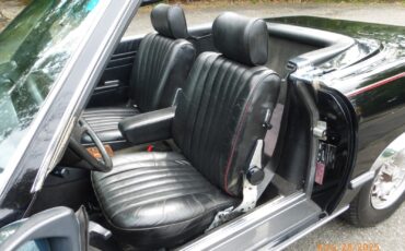 Mercedes-Benz-SL-Class-1982-Convertible-16
