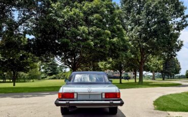 Mercedes-Benz-SL-Class-1983-Convertible-10