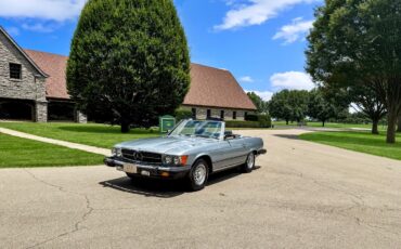 Mercedes-Benz-SL-Class-1983-Convertible-2