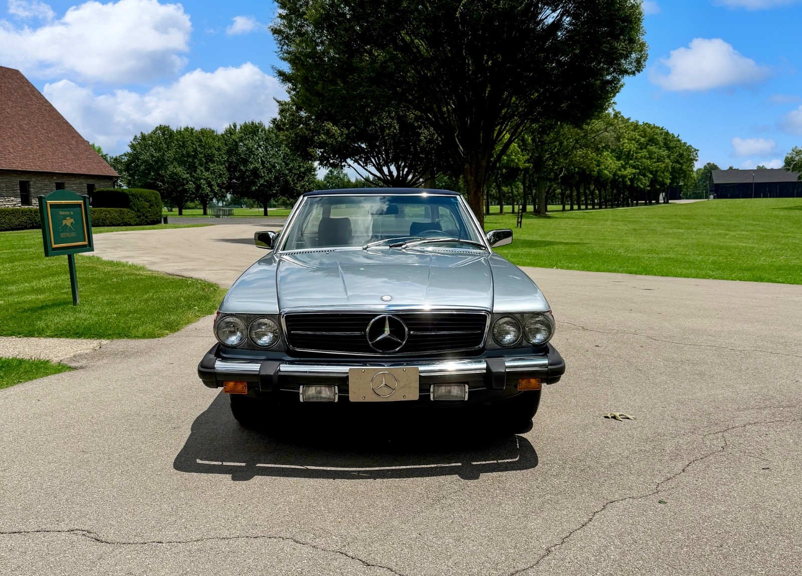 Mercedes-Benz-SL-Class-1983-Convertible-8