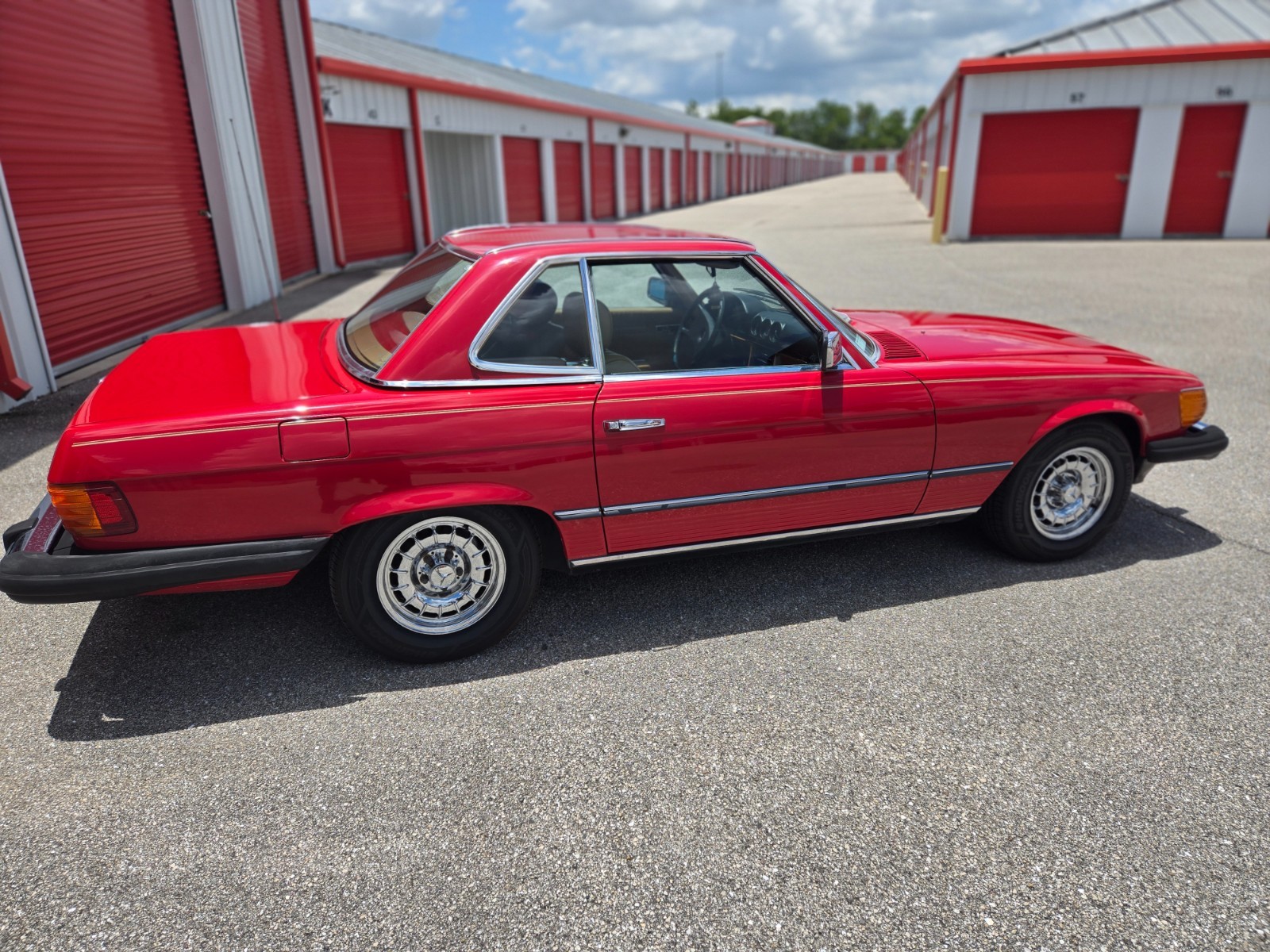 Mercedes-Benz-SL-Class-1984-Convertible-1
