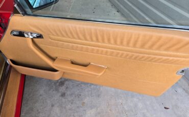 Mercedes-Benz-SL-Class-1984-Convertible-10