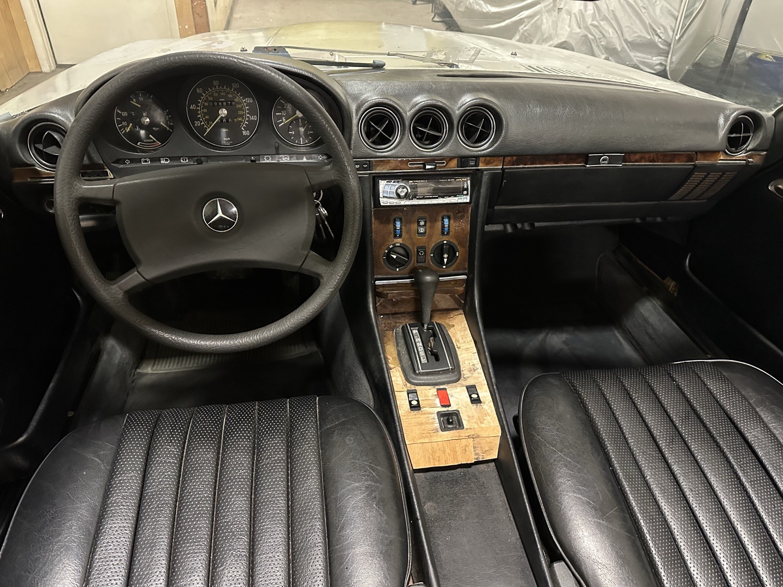 Mercedes-Benz-SL-Class-1984-Convertible-12