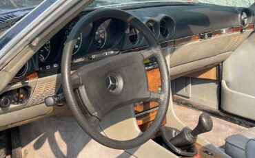 Mercedes-Benz-SL-Class-1984-Convertible-13