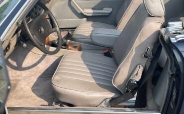 Mercedes-Benz-SL-Class-1984-Convertible-14