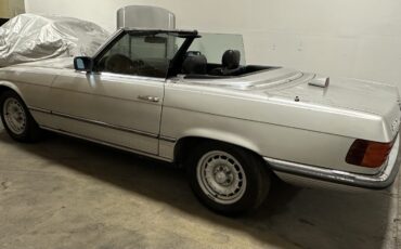 Mercedes-Benz-SL-Class-1984-Convertible-4