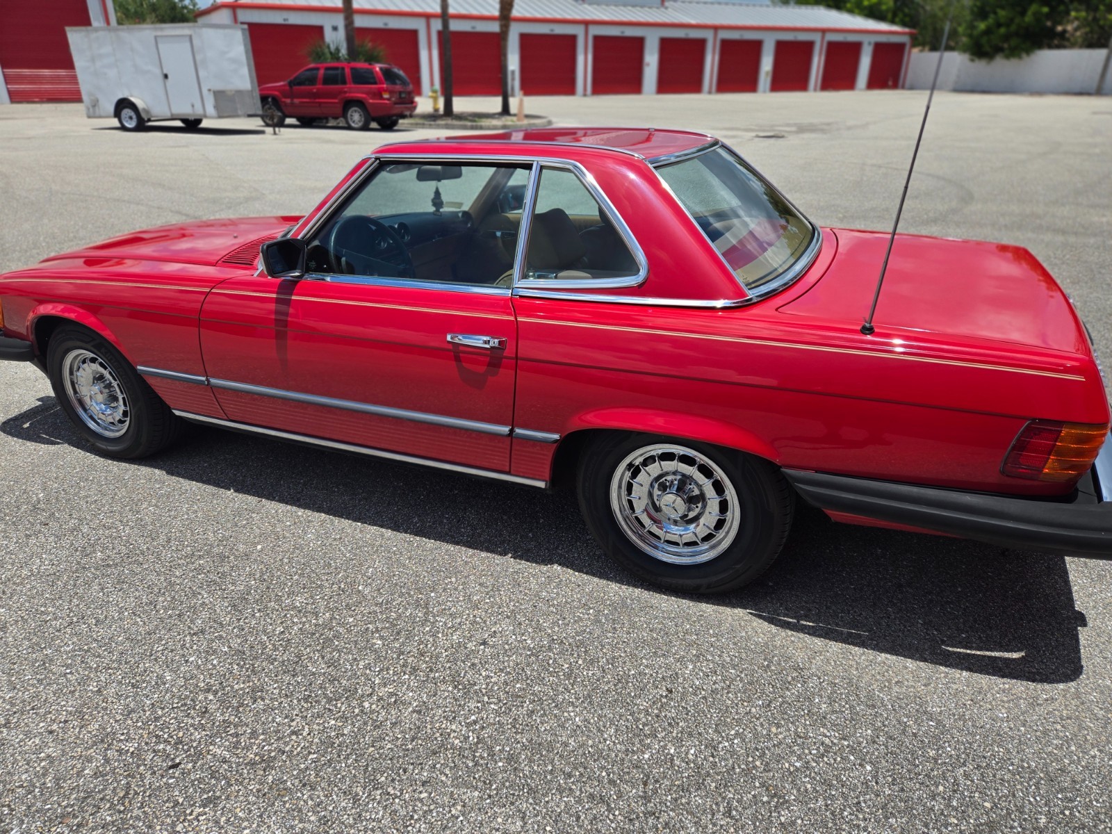 Mercedes-Benz-SL-Class-1984-Convertible