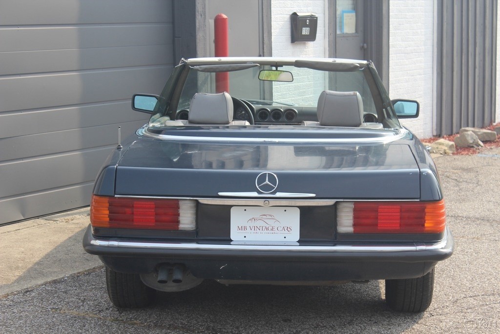 Mercedes-Benz-SL-Class-1984-Convertible-5