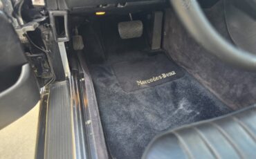 Mercedes-Benz-SL-Class-1985-Convertible-13