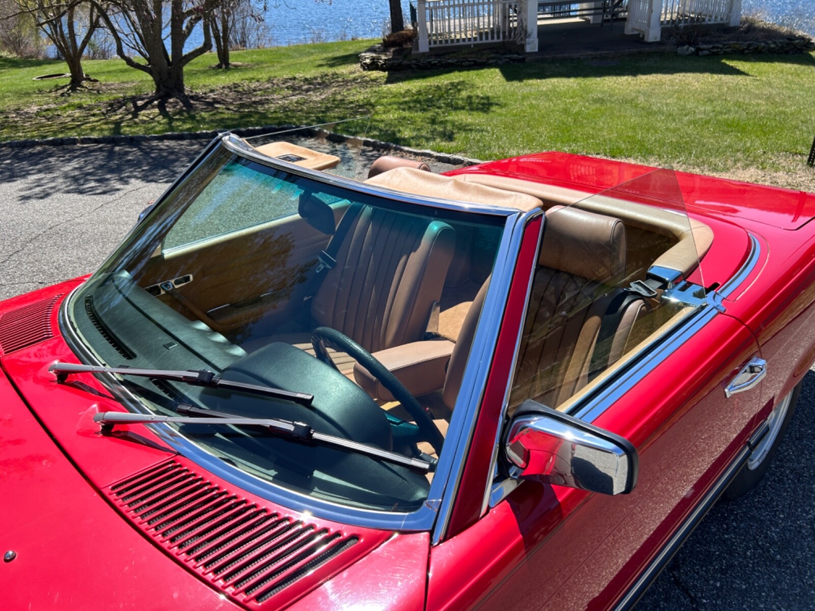 Mercedes-Benz-SL-Class-1985-Convertible-14