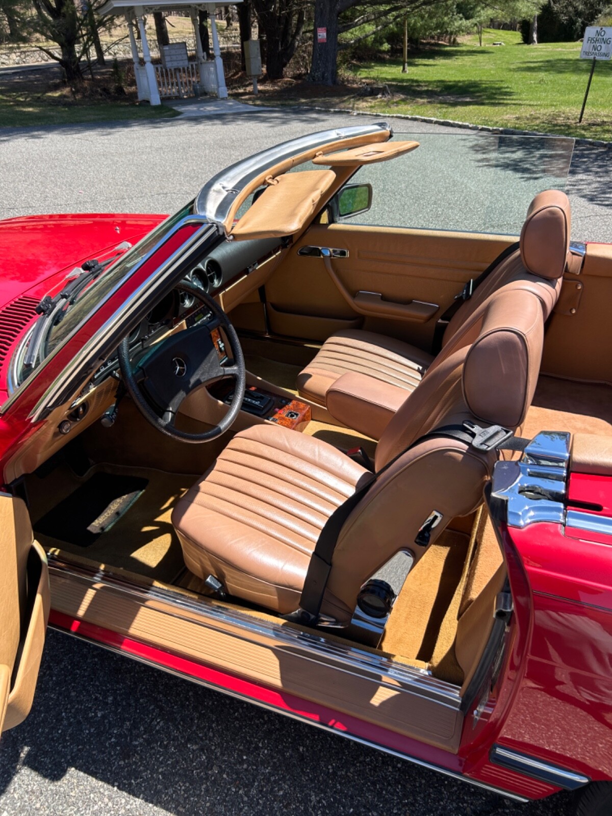 Mercedes-Benz-SL-Class-1985-Convertible-19