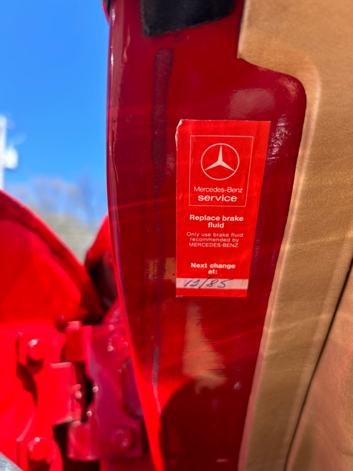 Mercedes-Benz-SL-Class-1985-Convertible-21
