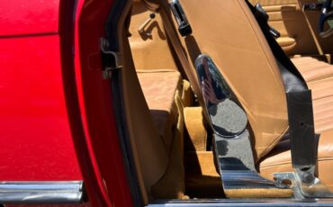Mercedes-Benz-SL-Class-1985-Convertible-25