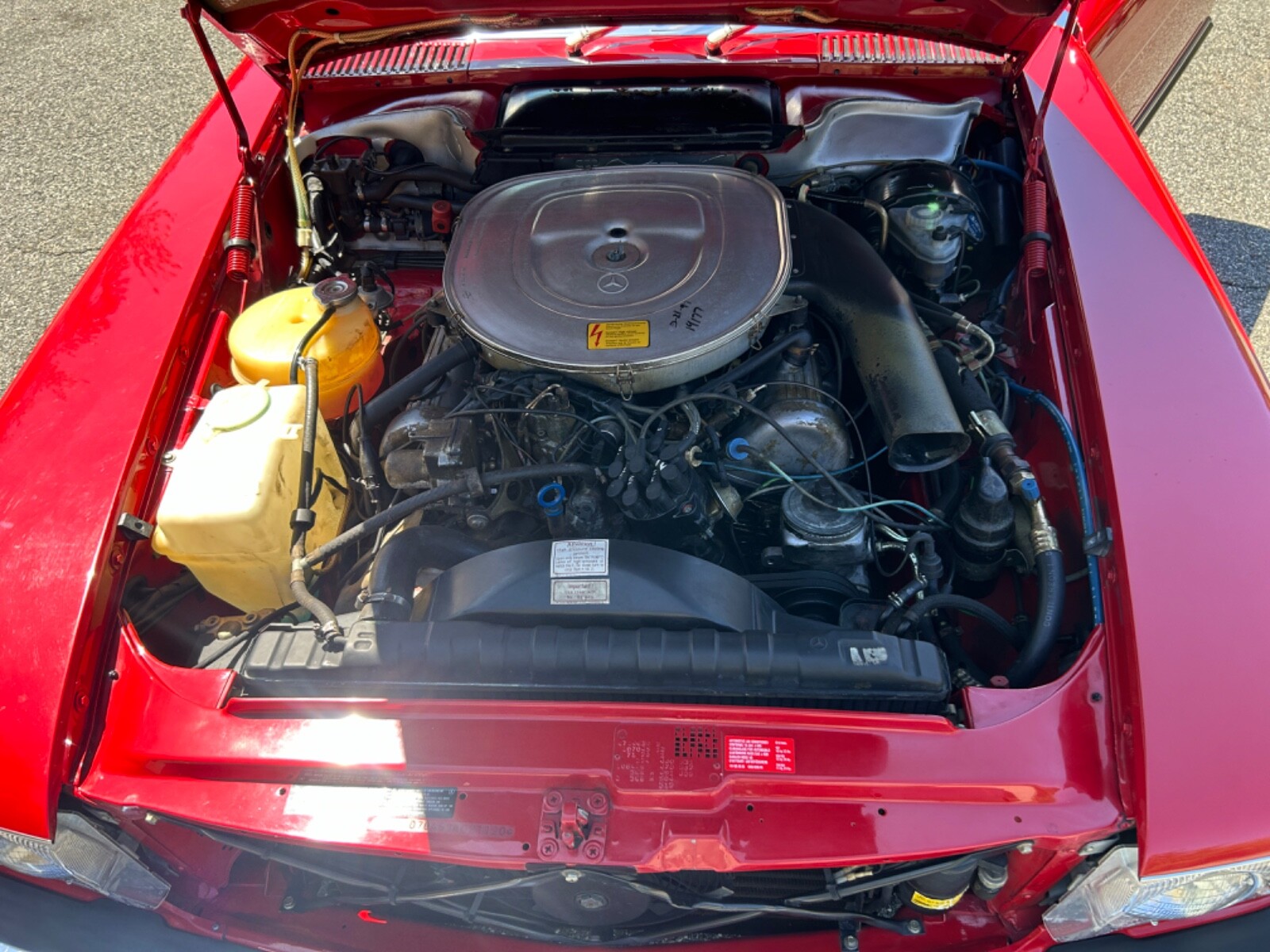 Mercedes-Benz-SL-Class-1985-Convertible-29
