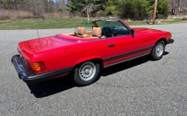 Mercedes-Benz-SL-Class-1985-Convertible-4