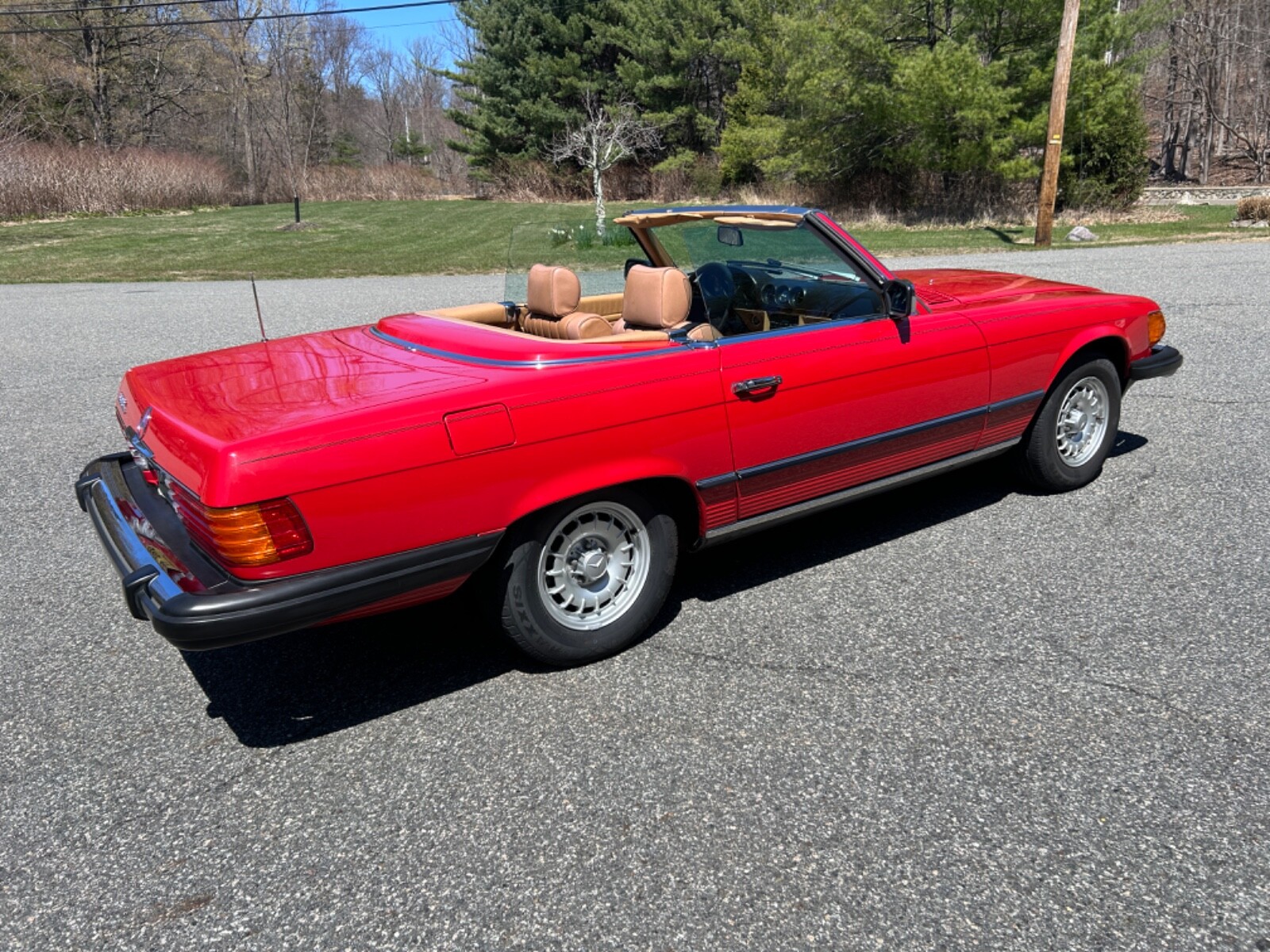 Mercedes-Benz-SL-Class-1985-Convertible-4