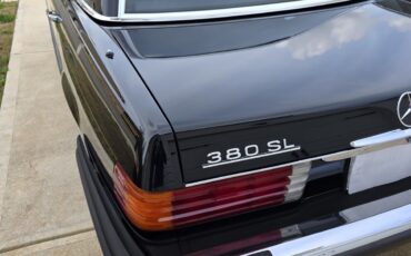 Mercedes-Benz-SL-Class-1985-Convertible-4