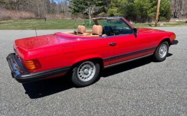Mercedes-Benz-SL-Class-1985-Convertible-7