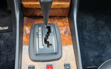 Mercedes-Benz-SL-Class-1985-Convertible-7