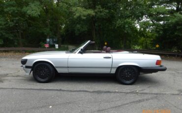 Mercedes-Benz-SL-Class-1986-Convertible-1