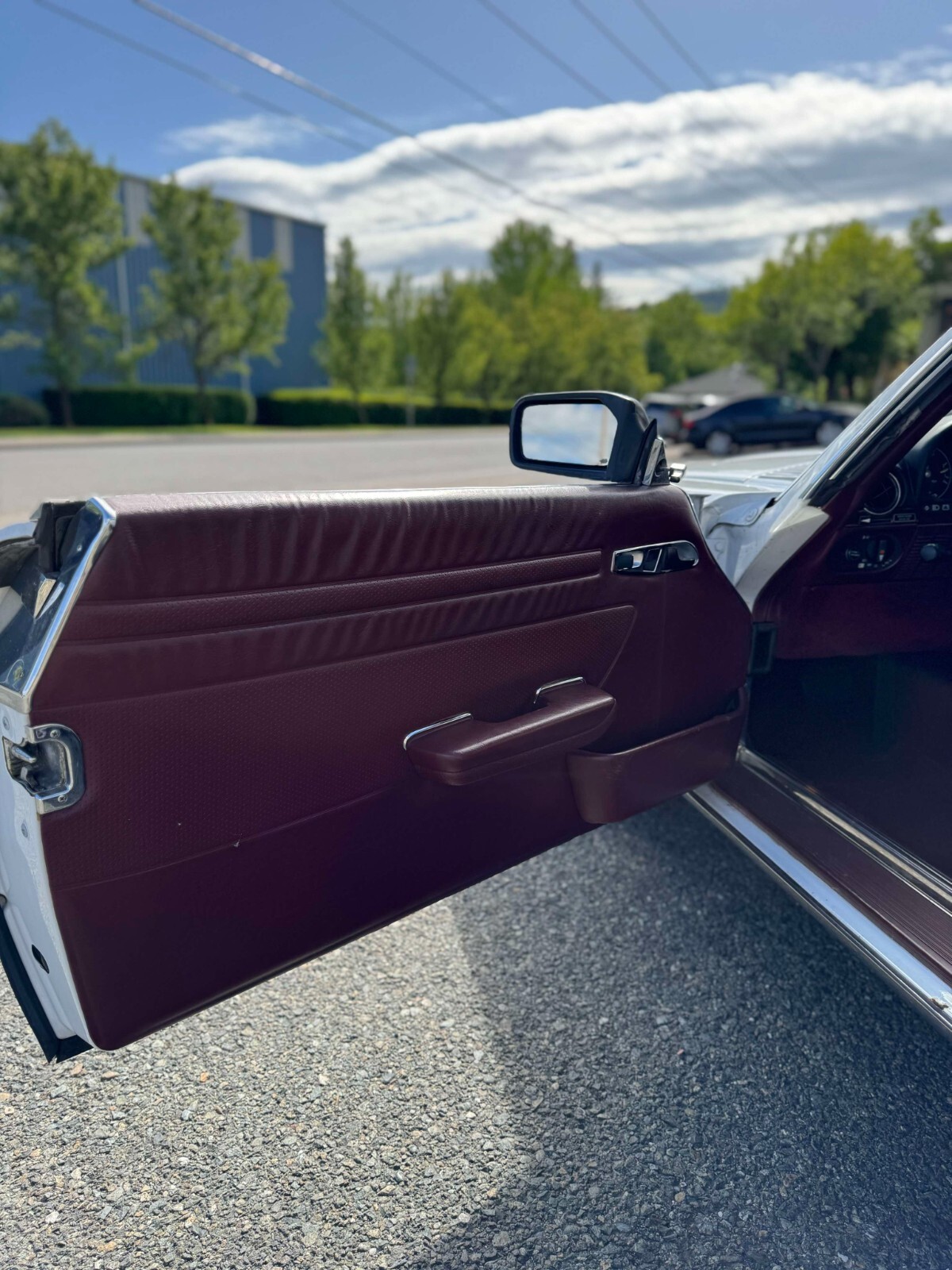 Mercedes-Benz-SL-Class-1986-Convertible-14