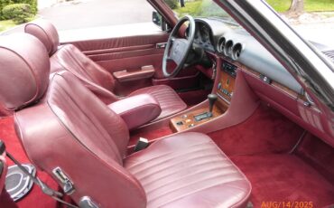 Mercedes-Benz-SL-Class-1986-Convertible-15