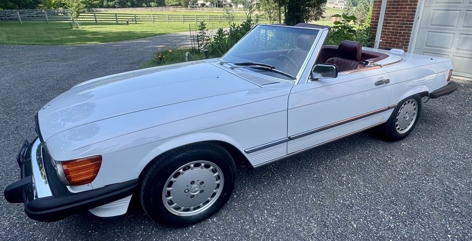 Mercedes-Benz SL-Class 1989 Convertible
