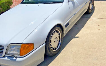 Mercedes-Benz-SL-Class-1990-Convertible-13