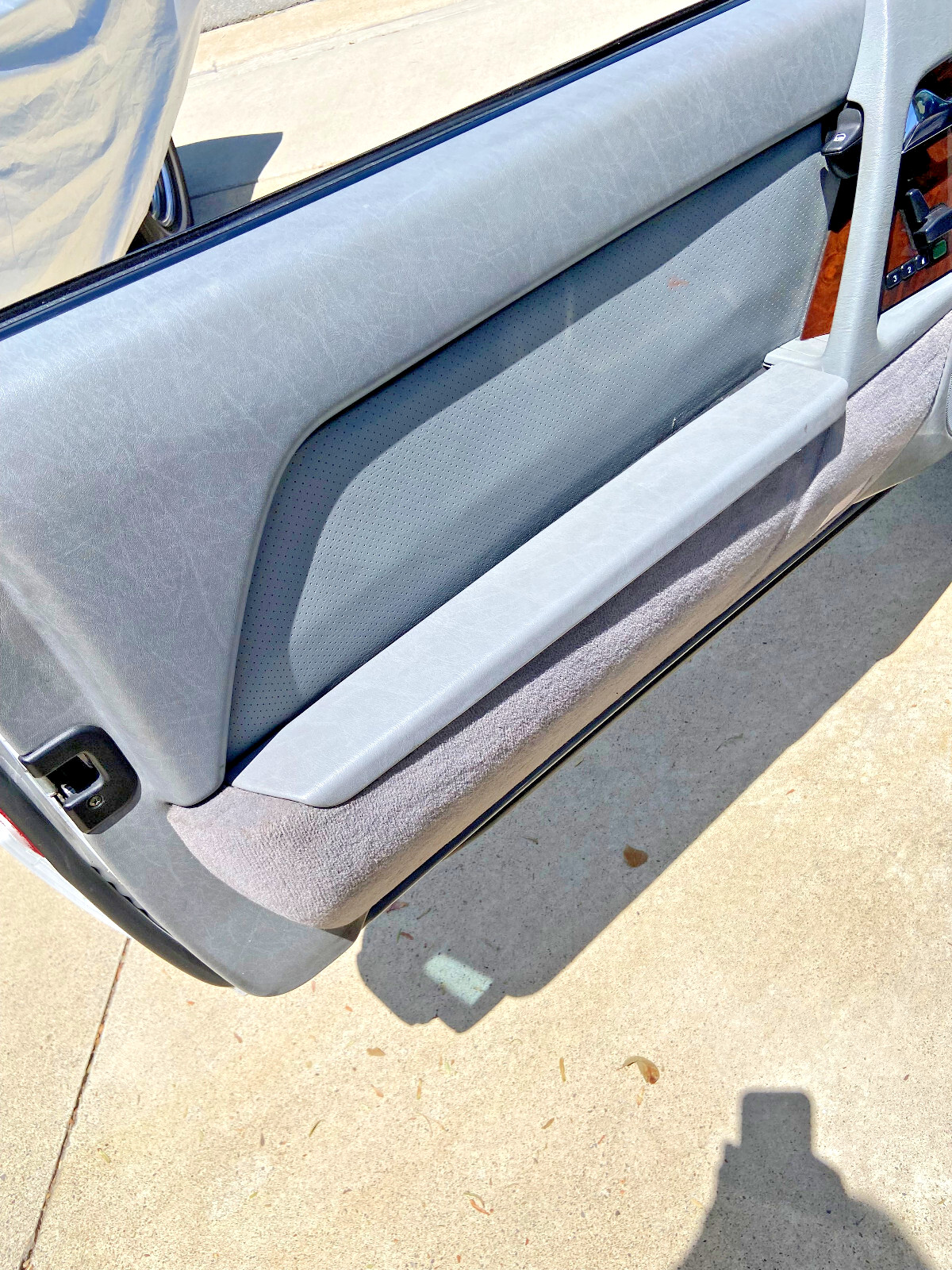 Mercedes-Benz-SL-Class-1990-Convertible-15