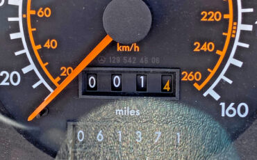 Mercedes-Benz-SL-Class-1990-Convertible-17