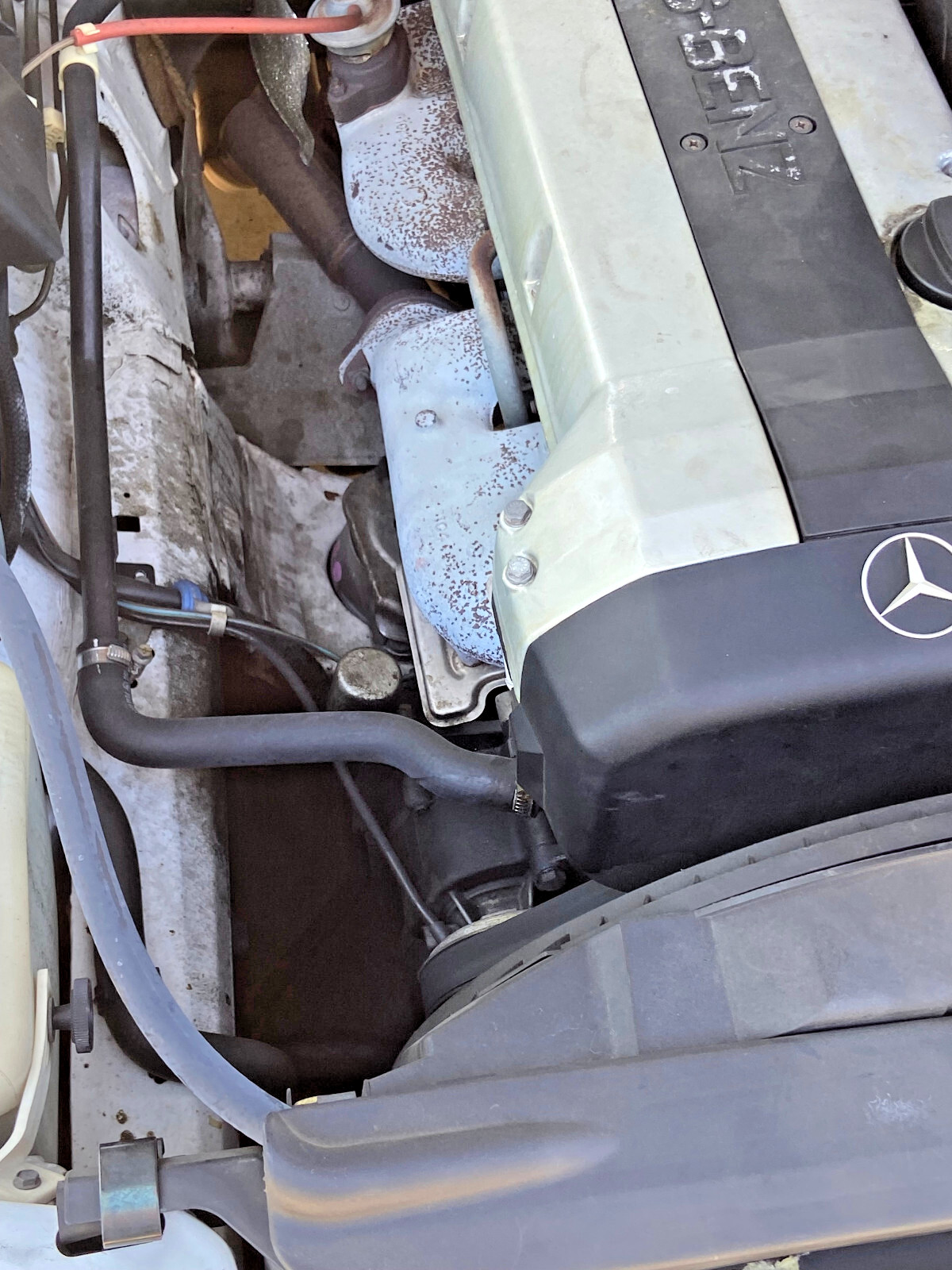 Mercedes-Benz-SL-Class-1990-Convertible-22